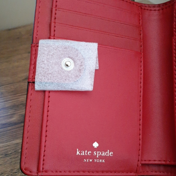 Kate Spade New York Tellie Wallet - Picture 5 of 8